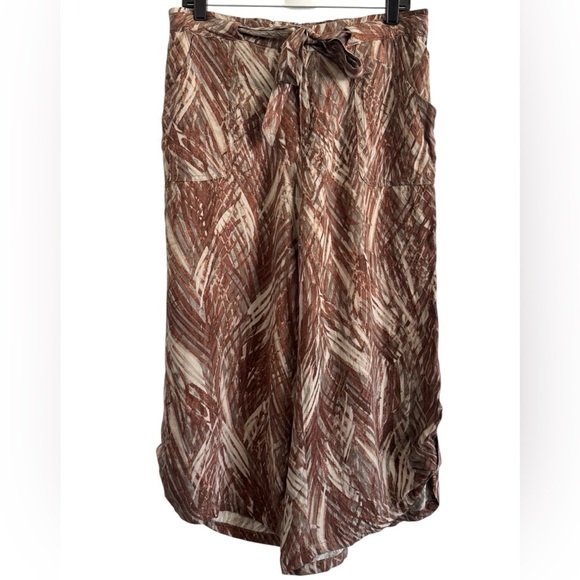 Democracy Women's BOHO Brown Hight Rise Palm Print Wide Leg Cropped Pants Size 4 - Picture 1 of 12